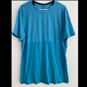 Lululemon Mens Tee - Large
